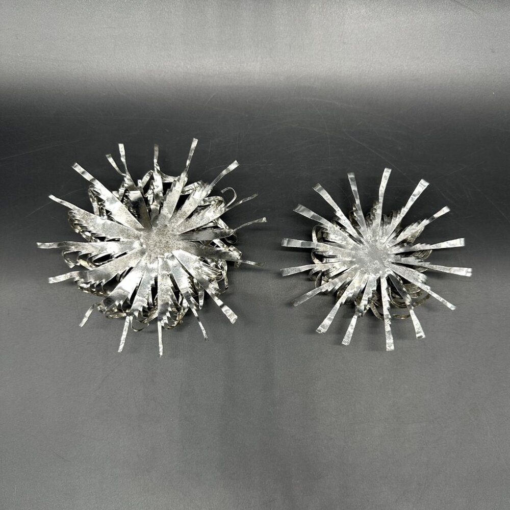 Vintage Atomic Starburst Christmas Ornaments Aluminum Handmade Set Of 2 Silver - Picture 4 of 8